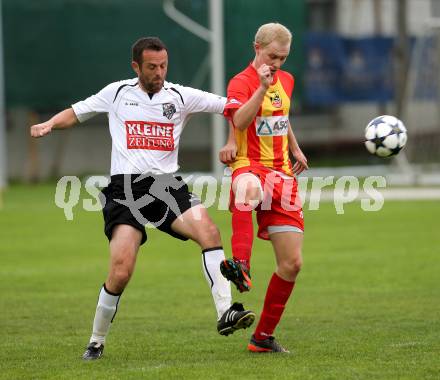 Fussball. Kaerntner Liga. ATSV Wolfsberg gegen WAC Amateure. Stoni Marcel Maximilian (Wolfsberg), Jochum Hannes Franz (WAC Amateure). Wolfsberg, 16. 5. 2013.
Foto: Kuess
---
pressefotos, pressefotografie, kuess, qs, qspictures, sport, bild, bilder, bilddatenbank