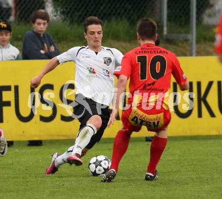 Fussball. Kaerntner Liga. ATSV Wolfsberg gegen WAC Amateure. Kirisits Alexander (Wolfsberg), Salentinig Martin (WAC Amateure). Wolfsberg, 16. 5. 2013.
Foto: Kuess
---
pressefotos, pressefotografie, kuess, qs, qspictures, sport, bild, bilder, bilddatenbank