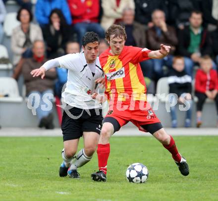 Fussball. Kaerntner Liga. ATSV Wolfsberg gegen WAC Amateure. Berchtold Mathias (Wolfsberg), Darmann Angelo (WAC Amateure). Wolfsberg, 16. 5. 2013.
Foto: Kuess
---
pressefotos, pressefotografie, kuess, qs, qspictures, sport, bild, bilder, bilddatenbank