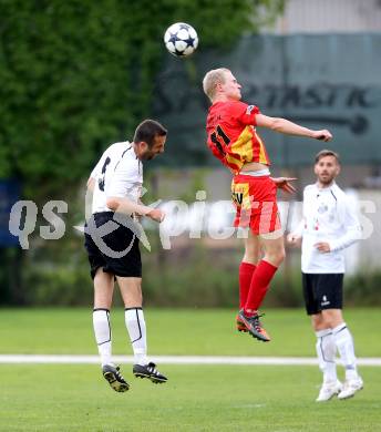 Fussball. Kaerntner Liga. ATSV Wolfsberg gegen WAC Amateure. Stoni Marcel Maximilian (Wolfsberg), Jochum Hannes Franz (WAC Amateure). Wolfsberg, 16. 5. 2013.
Foto: Kuess
---
pressefotos, pressefotografie, kuess, qs, qspictures, sport, bild, bilder, bilddatenbank