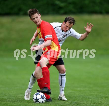 Fussball. Kaerntner Liga. ATSV Wolfsberg gegen WAC Amateure. Melcher Dorian Robert (Wolfsberg), Kroepfl Mario (WAC Amateure). Wolfsberg, 16. 5. 2013.
Foto: Kuess
---
pressefotos, pressefotografie, kuess, qs, qspictures, sport, bild, bilder, bilddatenbank