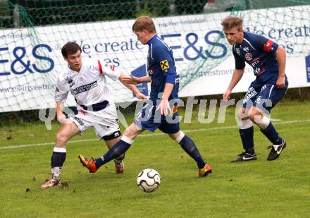 Fussball Regionalliga. SAK gegen Kalsdorf. Matic Korasa (SAK), Lukas Stadler, Christian Weber(Kalsdorf). Klagenfurt, am 17.5.2013.
Foto: Kuess
---
pressefotos, pressefotografie, kuess, qs, qspictures, sport, bild, bilder, bilddatenbank