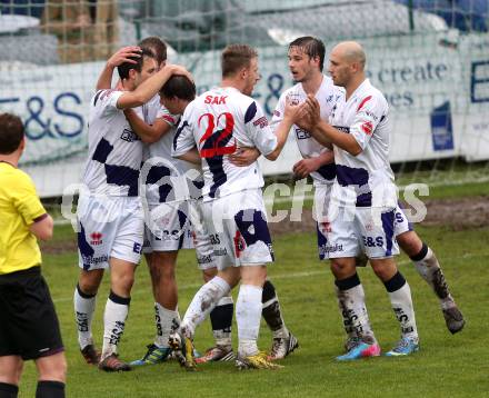 Fussball Regionalliga. SAK gegen Kalsdorf. Torjubel Murat Veliu (SAK). Klagenfurt, am 17.5.2013.
Foto: Kuess
---
pressefotos, pressefotografie, kuess, qs, qspictures, sport, bild, bilder, bilddatenbank