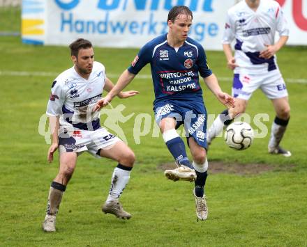 Fussball Regionalliga. SAK gegen Kalsdorf. Helmut Koenig (SAK), Markus Gsellmann(Kalsdorf). Klagenfurt, am 17.5.2013.
Foto: Kuess
---
pressefotos, pressefotografie, kuess, qs, qspictures, sport, bild, bilder, bilddatenbank