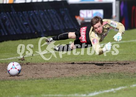 Fussball Bundesliga. RZ Pellets WAC gegen FC Admira Wacker Moedling.  Max Friesacher (WAC). Wolfsberg, 18.5.2013.
Foto: Kuess

---
pressefotos, pressefotografie, kuess, qs, qspictures, sport, bild, bilder, bilddatenbank