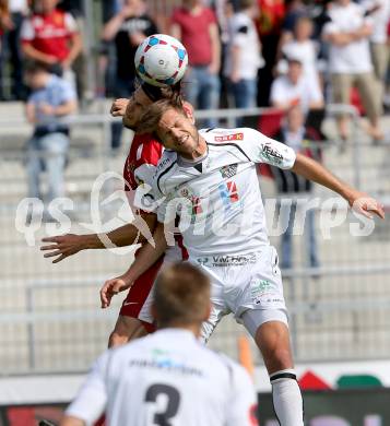 Fussball Bundesliga. RZ Pellets WAC gegen FC Admira Wacker Moedling.  Boris Huettenbrenner, (WAC), Richard Windbichler  (Moedling). Wolfsberg, 18.5.2013.
Foto: Kuess

---
pressefotos, pressefotografie, kuess, qs, qspictures, sport, bild, bilder, bilddatenbank