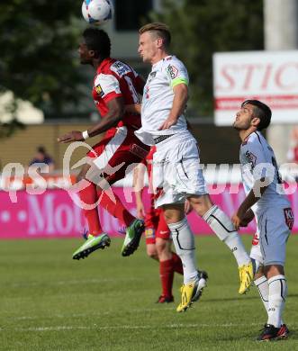 Fussball Bundesliga. RZ Pellets WAC gegen FC Admira Wacker Moedling.  Michael Sollbauer, (WAC),  Issiaka Ouedraogo (Moedling). Wolfsberg, 18.5.2013.
Foto: Kuess

---
pressefotos, pressefotografie, kuess, qs, qspictures, sport, bild, bilder, bilddatenbank