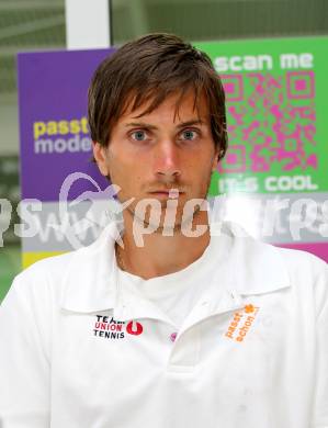 Tennis. Union Klagenfurt. Pressekonferenz. Jiri Skoloudik. Klagenfurt, 17.5.2013.
Foto: Kuess
---
pressefotos, pressefotografie, kuess, qs, qspictures, sport, bild, bilder, bilddatenbank