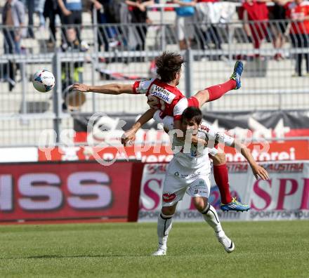 Fussball Bundesliga. RZ Pellets WAC gegen FC Admira Wacker Moedling.  Mihret Topcagic,  (WAC), Christoph Schoesswendter (Moedling). Wolfsberg, 18.5.2013.
Foto: Kuess

---
pressefotos, pressefotografie, kuess, qs, qspictures, sport, bild, bilder, bilddatenbank