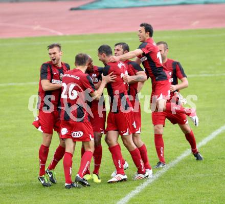 Fussball Regionalliga. VSV gegen LASK Linz. Torjubel (LASK). Villach, 25.5.2013.
Foto: Kuess
---
pressefotos, pressefotografie, kuess, qs, qspictures, sport, bild, bilder, bilddatenbank