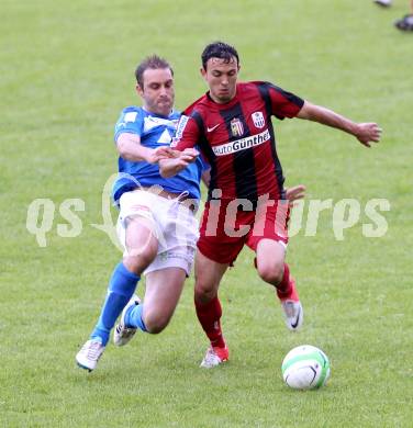 Fussball Regionalliga. VSV gegen LASK Linz. Reich Marco (VSV), Varga Attila Benjamin (LASK). Villach, 25.5.2013.
Foto: Kuess
---
pressefotos, pressefotografie, kuess, qs, qspictures, sport, bild, bilder, bilddatenbank