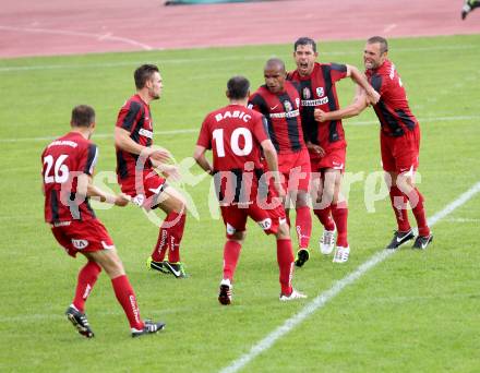 Fussball Regionalliga. VSV gegen LASK Linz. Torjubel (LASK). Villach, 25.5.2013.
Foto: Kuess
---
pressefotos, pressefotografie, kuess, qs, qspictures, sport, bild, bilder, bilddatenbank