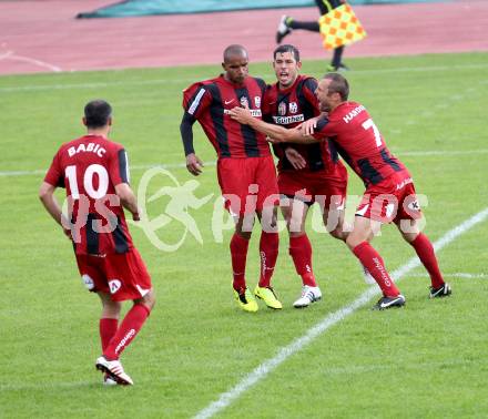 Fussball Regionalliga. VSV gegen LASK Linz. Torjubel (LASK). Villach, 25.5.2013.
Foto: Kuess
---
pressefotos, pressefotografie, kuess, qs, qspictures, sport, bild, bilder, bilddatenbank