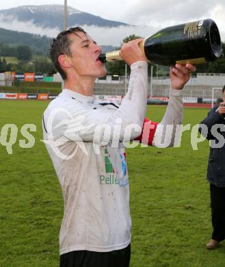 Fussball Kaerntner Liga. WAC Amateure. gegen Lienz. Meisterjubel WAC. Patrick Pfennich. Wolfsberg, am 25.5.2013.
Foto: Kuess
---
pressefotos, pressefotografie, kuess, qs, qspictures, sport, bild, bilder, bilddatenbank