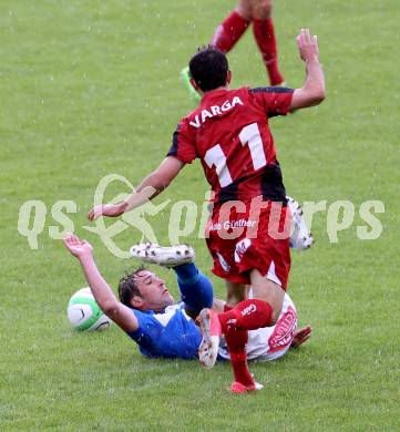 Fussball Regionalliga. VSV gegen LASK Linz. Steiner Mario (VSV), Varga Attila Benjamin (LASK). Villach, 25.5.2013.
Foto: Kuess
---
pressefotos, pressefotografie, kuess, qs, qspictures, sport, bild, bilder, bilddatenbank