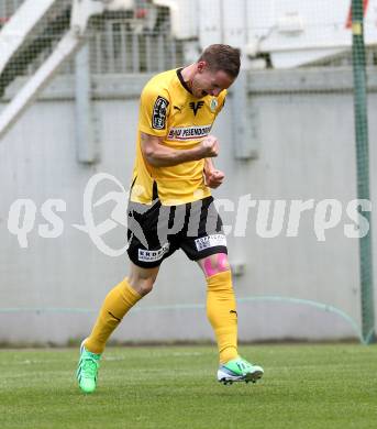 Fussball. Regionalliga. Austria Klagenfurt gegen Voecklamarkt. Torjubel Peter Orosz (Voeklamarkt). Klagenfurt, 25.5.2013.
Foto: Kuess
---
pressefotos, pressefotografie, kuess, qs, qspictures, sport, bild, bilder, bilddatenbank