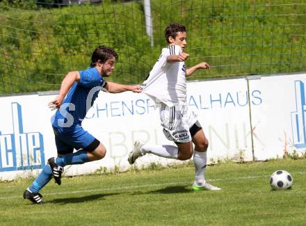 Fussball. Unterliga Ost. ASV gegen Globasnitz. Podgornik David (K) (ASV), Gross Arnold (Globasnitz). Klagenfurt, 26.6.2013.
Foto: Kuess 
---
pressefotos, pressefotografie, kuess, qs, qspictures, sport, bild, bilder, bilddatenbank