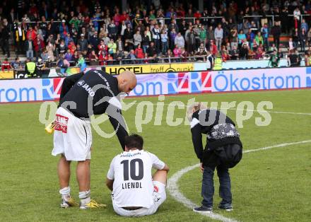 Fussball Bundesliga. RZ Pellets WAC gegen FC Wacker Innsbruck.. Stephan Stueckler, Michael Liendl,  enttaeuscht (WAC). Wolfsberg, 26.5.2013.
Foto: Kuess

---
pressefotos, pressefotografie, kuess, qs, qspictures, sport, bild, bilder, bilddatenbank