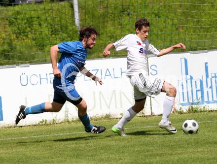 Fussball. Unterliga Ost. ASV gegen Globasnitz. Podgornik David (K) (ASV), Gross Arnold (Globasnitz). Klagenfurt, 26.6.2013.
Foto: Kuess 
---
pressefotos, pressefotografie, kuess, qs, qspictures, sport, bild, bilder, bilddatenbank