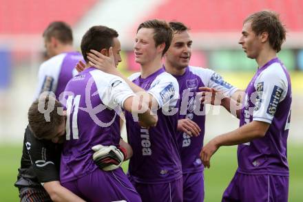 Fussball Regionalliga. SK Austria Klagenfurt gegen DSV Leoben. Torjubel Vahid Muharemovic, Alexander Percher, Filip Dmitrovic, Alexander Percher, Christian Schimmel (Austria Klagenfurt). Klagenfurt, 29.5.2013.
Foto: Kuess
---
pressefotos, pressefotografie, kuess, qs, qspictures, sport, bild, bilder, bilddatenbank