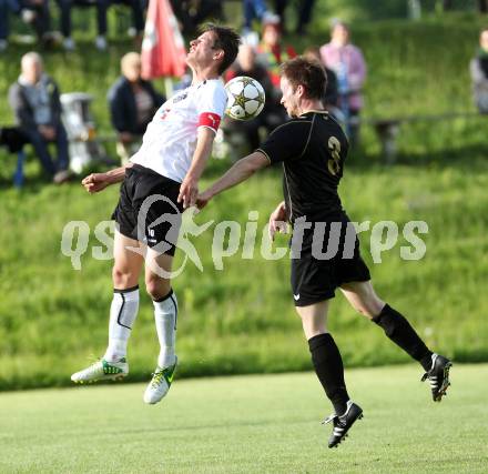 Fussball. Kaerntner Liga. Koettmannsdorf gegen WAC Amateure. Radinger Patrick Peter (Koettmannsdorf), Pfennich Patrick (K) (WAC). Koettmannsdorf, 29. 5. 2013.
Foto: Kuess
---
pressefotos, pressefotografie, kuess, qs, qspictures, sport, bild, bilder, bilddatenbank