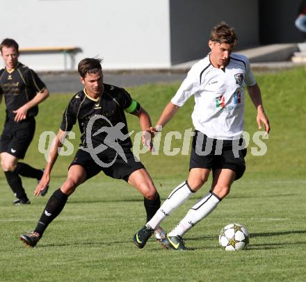 Fussball. Kaerntner Liga. Koettmannsdorf gegen WAC Amateure. Globotschnig Daniel (K) (Koettmannsdorf), Guetz Moritz (WAC). Koettmannsdorf, 29. 5. 2013.
Foto: Kuess
---
pressefotos, pressefotografie, kuess, qs, qspictures, sport, bild, bilder, bilddatenbank