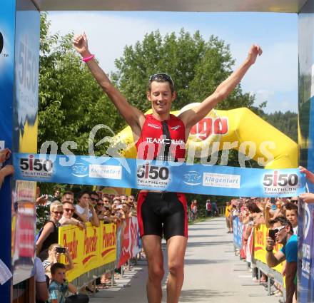 Triathlon. 5150 Triathlon Klagenfurt. Stuart Hayes (GBR). Klagenfurt, am 9.6.2013.
Foto: Kuess
---
pressefotos, pressefotografie, kuess, qs, qspictures, sport, bild, bilder, bilddatenbank