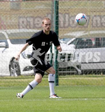 Fussball. Bundesliga. RZ Pellets WAC. Training. Danijel Micic. Wolfsberg, 12.6.2013.
Foto: Kuess
---
pressefotos, pressefotografie, kuess, qs, qspictures, sport, bild, bilder, bilddatenbank