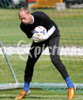 Fussball. Bundesliga. RZ Pellets WAC. Training. Alexander Kofler.  Wolfsberg, 12.6.2013.
Foto: Kuess
---
pressefotos, pressefotografie, kuess, qs, qspictures, sport, bild, bilder, bilddatenbank