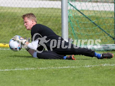 Fussball. Bundesliga. RZ Pellets WAC. Training. Christian Dobnik. Wolfsberg, 12.6.2013.
Foto: Kuess
---
pressefotos, pressefotografie, kuess, qs, qspictures, sport, bild, bilder, bilddatenbank