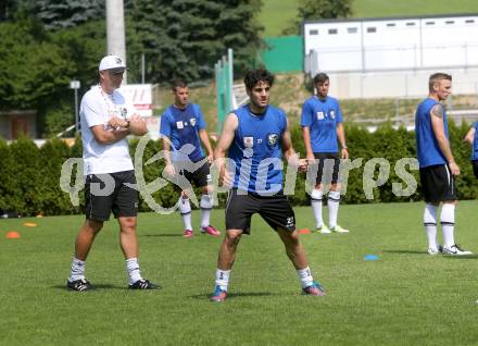 Fussball Bundesliga. Training WAC. Trainer Slobodan Grubor. Wolfsberg, am 18.6.2013.
Foto: Kuess
---
pressefotos, pressefotografie, kuess, qs, qspictures, sport, bild, bilder, bilddatenbank