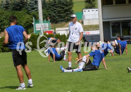 Fussball Bundesliga. Training WAC. Trainer Slobodan Grubor. Wolfsberg, am 18.6.2013.
Foto: Kuess
---
pressefotos, pressefotografie, kuess, qs, qspictures, sport, bild, bilder, bilddatenbank