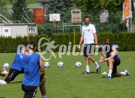 Fussball Bundesliga. Training WAC. Trainer Hannes Jochum. Wolfsberg, am 18.6.2013.
Foto: Kuess
---
pressefotos, pressefotografie, kuess, qs, qspictures, sport, bild, bilder, bilddatenbank