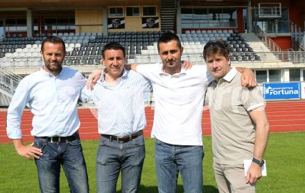 Fussball Bundesliga. WAC. Verabschiedung Trainer Nenad Bjelica. Hannes Jochum, Christian Puff,  Nenad Bjelica, Dietmar Riegler. Wolfsberg, am 17.6.20130.
Foto: Kuess
---
pressefotos, pressefotografie, kuess, qs, qspictures, sport, bild, bilder, bilddatenbank