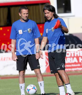 Fussball Bundesliga. Testspiel RZ Pellest WAC gegen NK Celje. Co-Trainer Co-Trainer Carlos Chaile, Hannes Jochum. Voelkermarkt, am 21.6.2013.
Foto: Kuess
---
pressefotos, pressefotografie, kuess, qs, qspictures, sport, bild, bilder, bilddatenbank