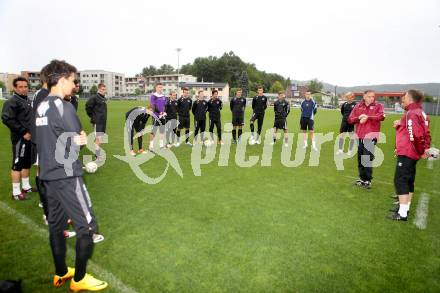 Fussball Regionalliga. Training SK Austria Klagenfurt. Trainer Joze Prelogar. Klagenfurt, am 24.6.2013.
Foto: Kuess
---
pressefotos, pressefotografie, kuess, qs, qspictures, sport, bild, bilder, bilddatenbank