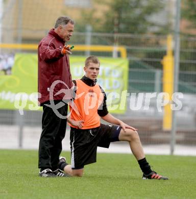 Fussball Regionalliga. Training SK Austria Klagenfurt. Trainer Joze Prelogar. Klagenfurt, am 24.6.2013.
Foto: Kuess
---
pressefotos, pressefotografie, kuess, qs, qspictures, sport, bild, bilder, bilddatenbank