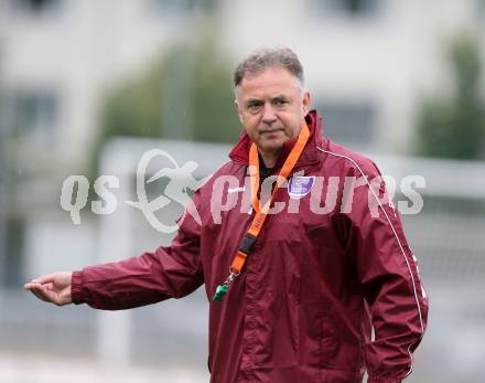 Fussball Regionalliga. Training SK Austria Klagenfurt. Trainer Joze Prelogar. Klagenfurt, am 24.6.2013.
Foto: Kuess
---
pressefotos, pressefotografie, kuess, qs, qspictures, sport, bild, bilder, bilddatenbank