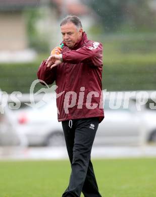 Fussball Regionalliga. Training SK Austria Klagenfurt. Trainer Joze Prelogar. Klagenfurt, am 24.6.2013.
Foto: Kuess
---
pressefotos, pressefotografie, kuess, qs, qspictures, sport, bild, bilder, bilddatenbank