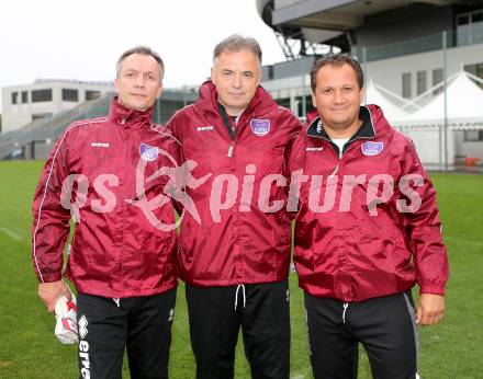 Fussball Regionalliga. Training SK Austria Klagenfurt. Tormanntrainer Wolfgang Thun-Hohenstein,  Trainer Joze Prelogar, Co-Trainer Alexander Suppantschitsch. Klagenfurt, am 24.6.2013.
Foto: Kuess
---
pressefotos, pressefotografie, kuess, qs, qspictures, sport, bild, bilder, bilddatenbank