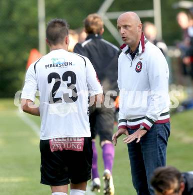 Fussball Testspiel. RZ Pellets WAC gegen Arminia Bielefeld. Sandro Gotal, Trainer Slobodan Grubor (WAC). Brueckl, am 5.7.2013.
Foto: Kuess
---
pressefotos, pressefotografie, kuess, qs, qspictures, sport, bild, bilder, bilddatenbank