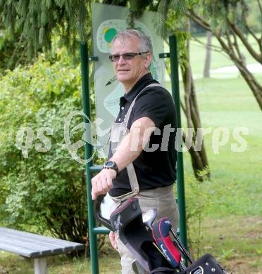 Golf. Fussball. Lederhosen Golfturnier. Egon Putzi (VSV)  Klopeinersee, 8.7.2013.
Foto: Kuess
---
pressefotos, pressefotografie, kuess, qs, qspictures, sport, bild, bilder, bilddatenbank