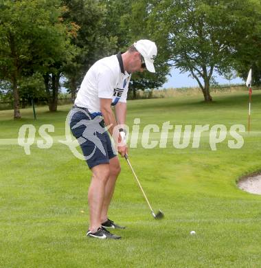 Golf. Fussball. Lederhosen Golfturnier. Dietmar Thuller. Klopeinersee, 8.7.2013.
Foto: Kuess
---
pressefotos, pressefotografie, kuess, qs, qspictures, sport, bild, bilder, bilddatenbank