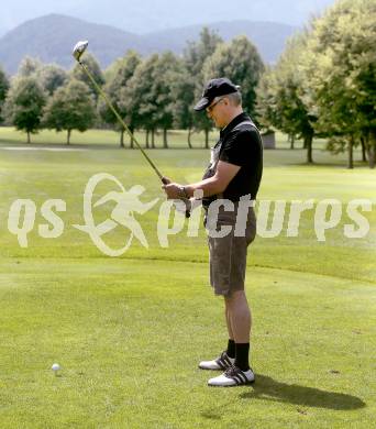 Golf. Fussball. Lederhosen Golfturnier. Egon Putzi (VSV) Klopeinersee, 8.7.2013.
Foto: Kuess
---
pressefotos, pressefotografie, kuess, qs, qspictures, sport, bild, bilder, bilddatenbank