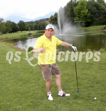 Golf. Lederhosen Golfturnier. Valentin Blazej  Klopeinersee, 8.7.2013.
Foto: Kuess
---
pressefotos, pressefotografie, kuess, qs, qspictures, sport, bild, bilder, bilddatenbank