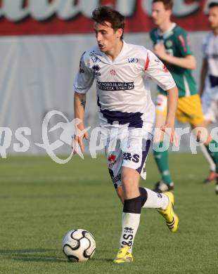 Fussball OEFB Cup. SAK gegen Voecklamarkt. Martin Lenosek (SAK). Welzenegg, am 12.7.2013.
Foto: Kuess
---
pressefotos, pressefotografie, kuess, qs, qspictures, sport, bild, bilder, bilddatenbank