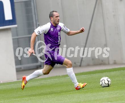 Fussball. OEFB Cup. Austria Klagenfurt gegen Wiener Viktoria. Christian Prawda (Klagenfurt). Klagenfurt, 13.7.2013.
Foto: Kuess
---
pressefotos, pressefotografie, kuess, qs, qspictures, sport, bild, bilder, bilddatenbank