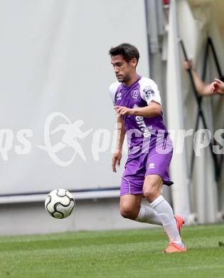 Fussball. OEFB Cup. Austria Klagenfurt gegen Wiener Viktoria. Alonso Perez Noel (Klagenfurt). Klagenfurt, 13.7.2013.
Foto: Kuess
---
pressefotos, pressefotografie, kuess, qs, qspictures, sport, bild, bilder, bilddatenbank