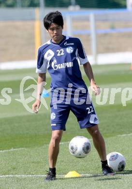 Fussball. FC Schalke 04. Trainingslager.  Atsuto Uchida. Klagenfurt, 20.7.2013.
Foto: Kuess
---
pressefotos, pressefotografie, kuess, qs, qspictures, sport, bild, bilder, bilddatenbank