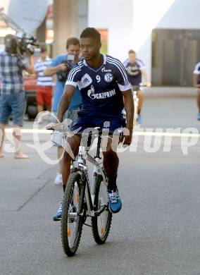 Fussball. FC Schalke 04. Trainingslager.  Michel Bastos. Klagenfurt, 20.7.2013.
Foto: Kuess
---
pressefotos, pressefotografie, kuess, qs, qspictures, sport, bild, bilder, bilddatenbank